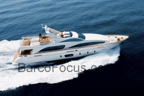 Azimut Grande 105 ficha tecnica